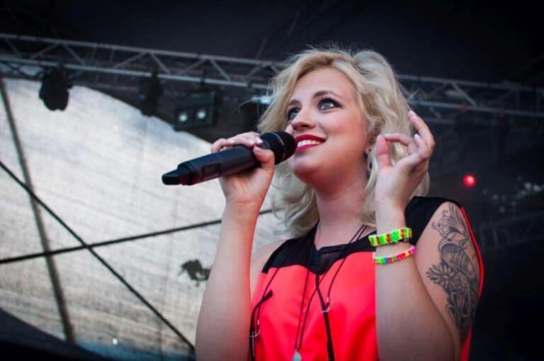 elli haloo saa lapsen